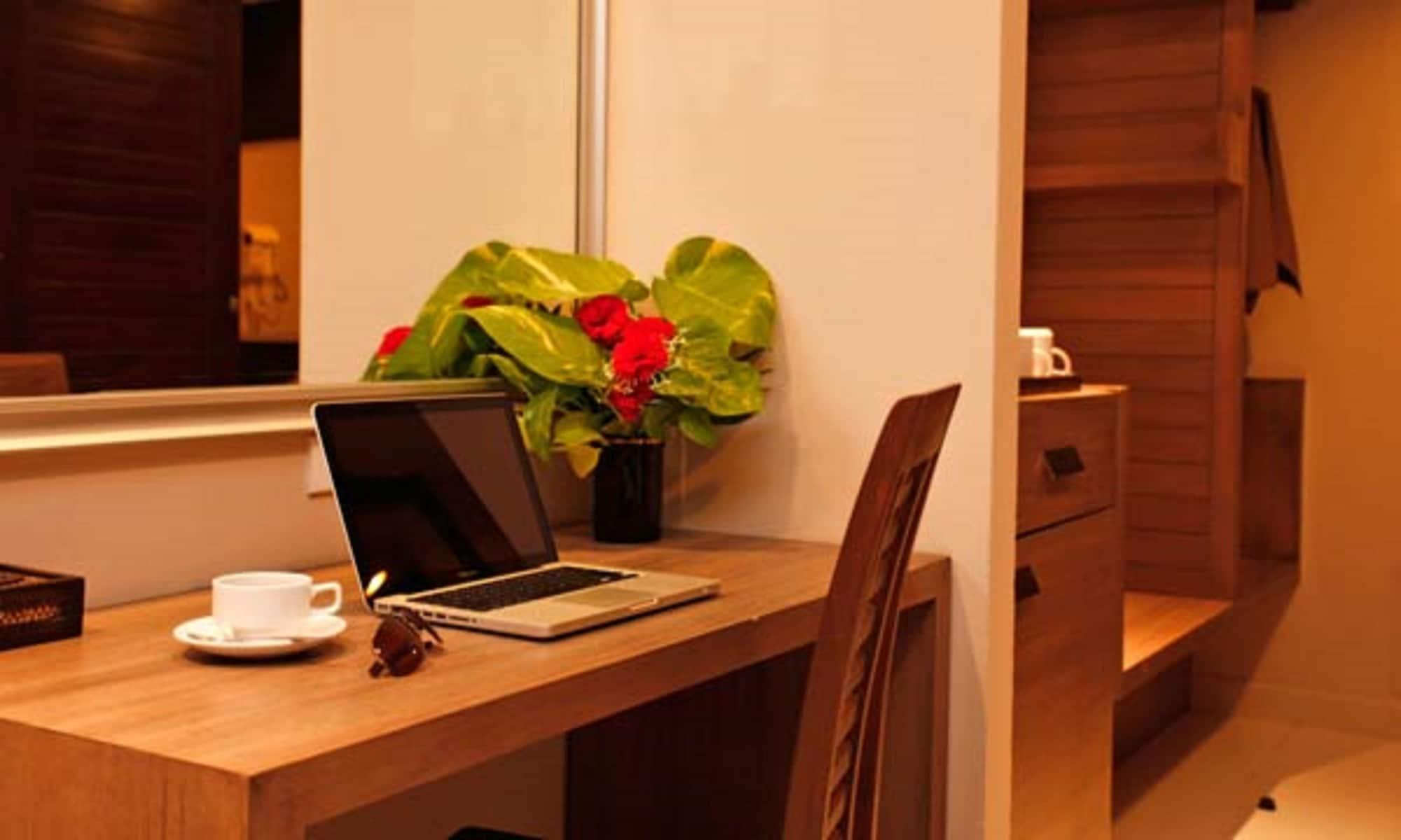 Pattaya Loft Hotel Ngoại thất bức ảnh