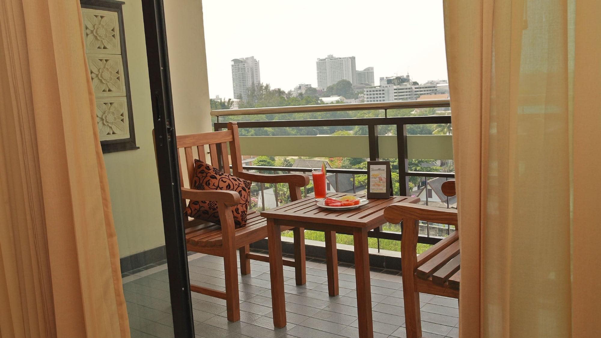 Pattaya Loft Hotel Ngoại thất bức ảnh