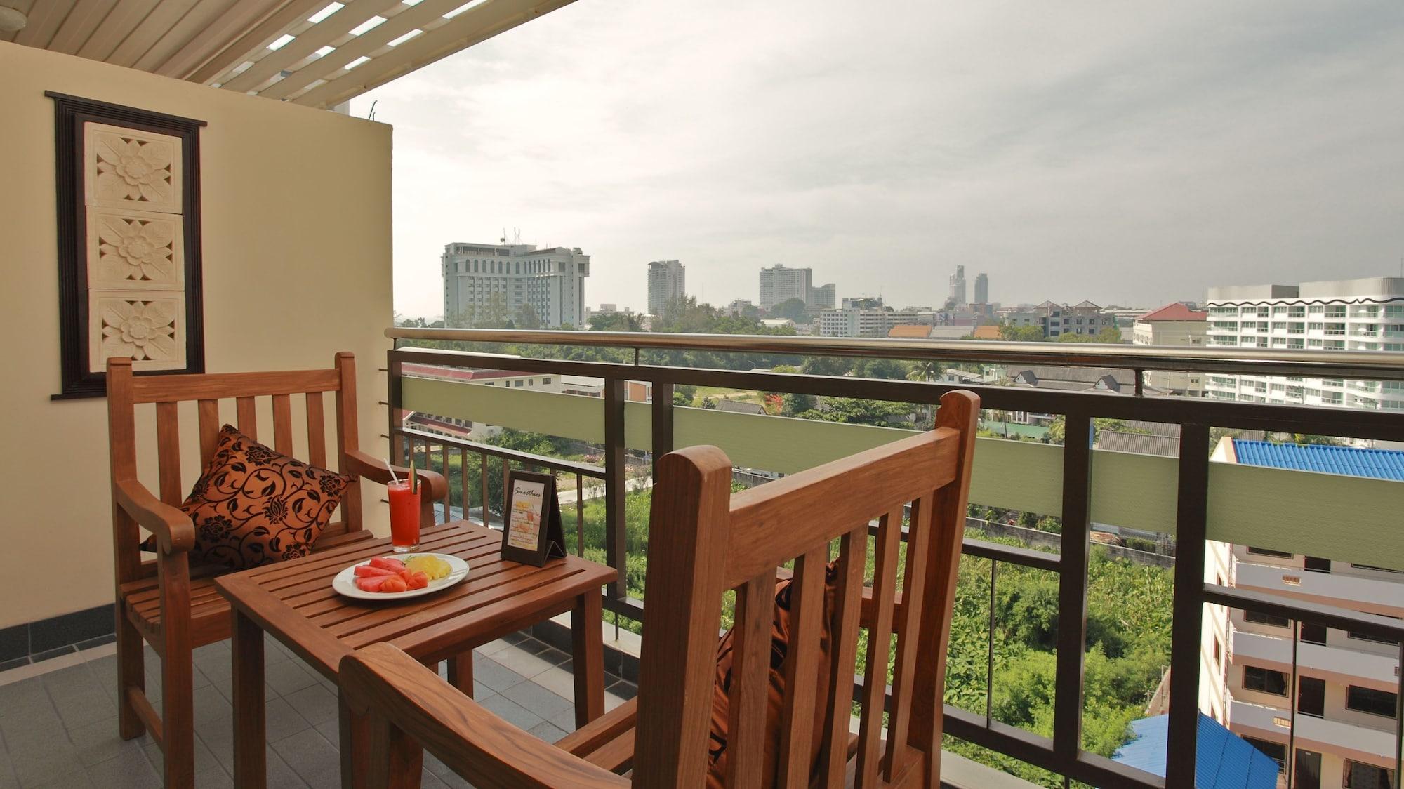 Pattaya Loft Hotel Ngoại thất bức ảnh
