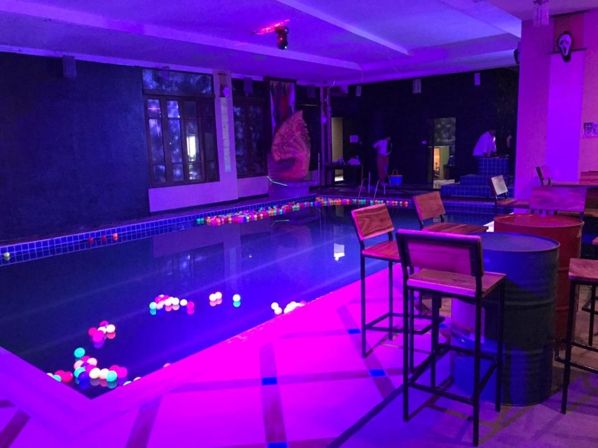 Pattaya Loft Hotel Ngoại thất bức ảnh