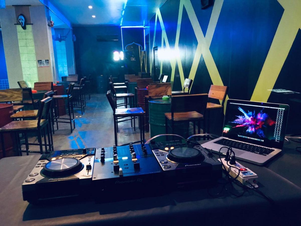 Pattaya Loft Hotel Ngoại thất bức ảnh